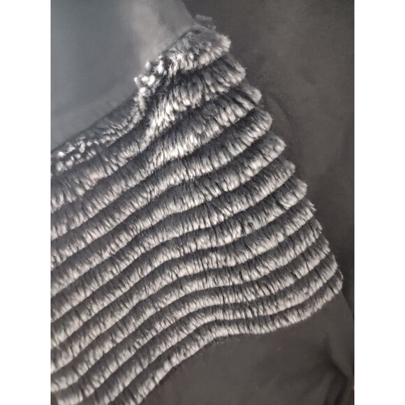 Young Fabulous Broke Batwing Sweatshirt Size XS Gray Faux Fur - Picture 2 of 7